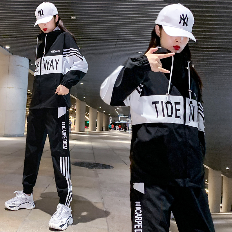 Sportswear Suit Women 2022 Spring Autumn New Fashion Tide Cards Casual Foreign Korean edition Junior high school students two sets