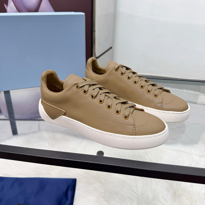 Men's Business Casual Shoes, Genuine Leather, Comfortable, Trendy Brand, Soft Cowhide, British Style, Thick Sole, Triangle Logo, 2026 Autumn, European Style, Women's Men's Business Casual Shoes, Genuine Leather, Comfortable, Trendy Brand, Soft Cowhide, British Style, Thick Sole, Triangle Logo, 2026 Autumn, European Style, Women's