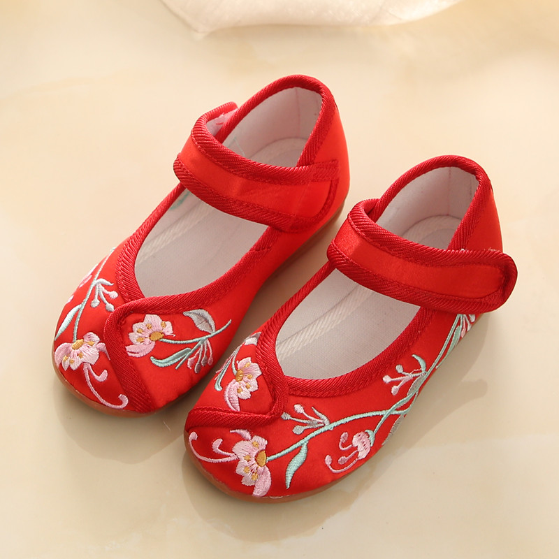 Spring and Autumn Children Old Beijing Cloth Shoes Girls Embroidered Shoes Ethnic Style Student Dance Performed Shoes Ancient Costume Hanfu Shoes