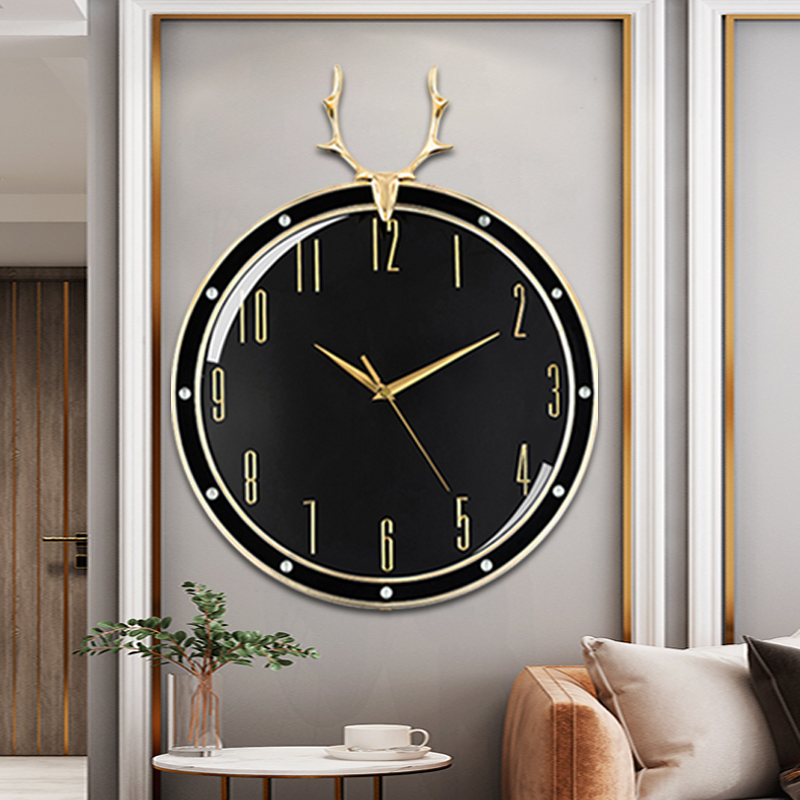 Nordic clock wall clock living room creative deer head fashion light luxury clock modern personality simple silent hanging wall European style