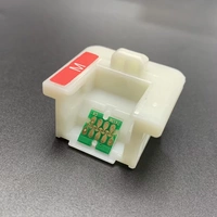 M/T7413 включает в себя фишковую пряжку