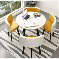 Белый круглый стол + желтая и белая кожа, 80 см на рабочем столе