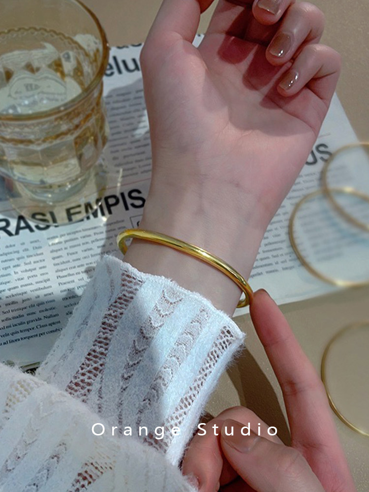 PLAIN RING TITANIUM STEEL BRACELET GOLD STACKED CLASSIC VERSATILE GLOSSY COLOR GOLD BRACELET DOES NOT FADE SIMPLE THIN BRACELET WOMEN