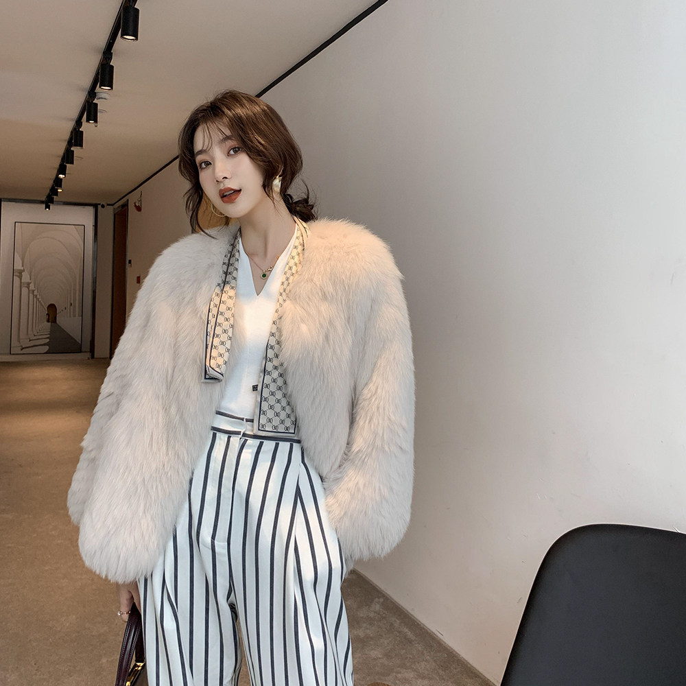 Loot Mirror girl imports the whole leather fox fur caravan leather straw jacket female short profile Outline Slim warm Jumpy coat