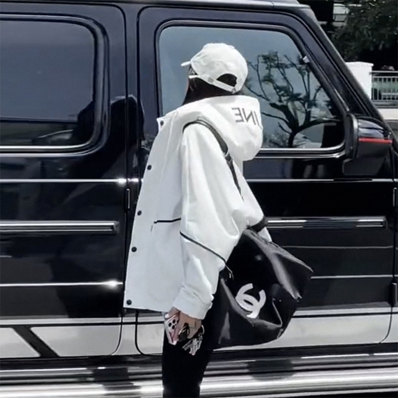 White Jacket for Women, Spring and Autumn, Trendy European Brand, Beautiful Sweatshirt, Retro Sports Casual Cotton Jacket, Short Trench Coat White Jacket for Women, Spring and Autumn, Trendy European Brand, Beautiful Sweatshirt, Retro Sports Casual Cotton Jacket, Short Trench Coat