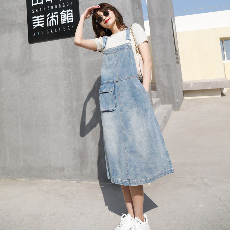 Salt sweet blue strap Mid-long jean dress dress Summer loose Han edition age reduction hanger long skirt