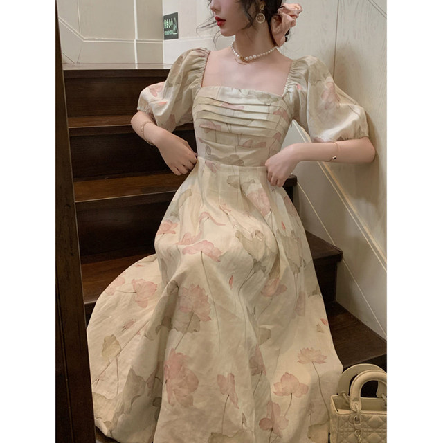 2022 new French fairy chic beautiful long skirt women's summer high-end temperament waist floral dress