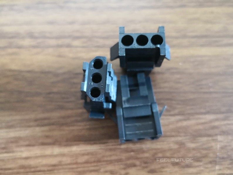 TST03RA00 ITT CANNON 3-way spot tax included