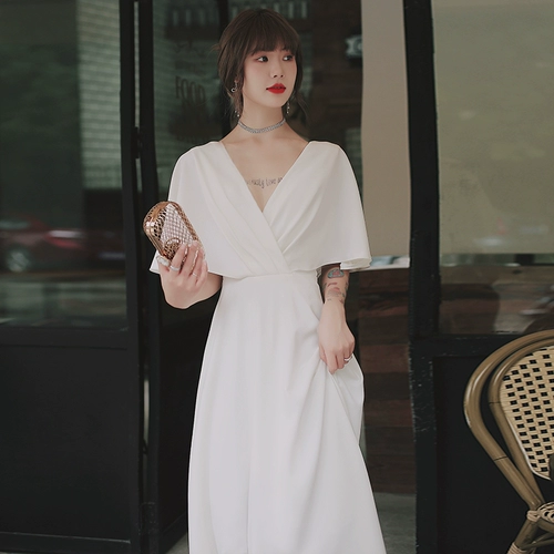 Белое вечернее платье большого размера для женщин, новый стиль 2025, элитное легкое роскошное нишевое атласное платье для помолвки с сертификатом высокого класса