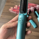 Европейский и американский сингл!Оригинал 269 сейчас 29!Очистите потерю!Волосы вьющиеся артефакт USB зарядка мини -беспроводная прямая расческа для волос