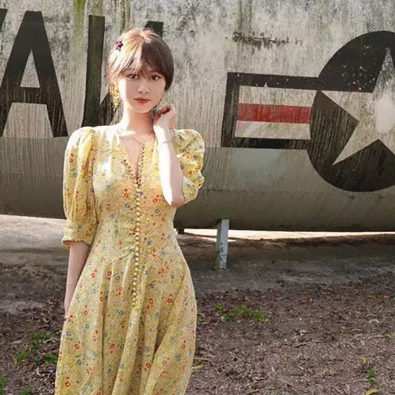 2020 Summer new women's dress Grand size rouje crummy dress Yellow Temperament Goddess Van Clothing Foreign Dress