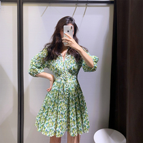 2021 autumn dress new womens large size waist thin temperament floral skirt high-end socialite V collar dress