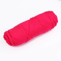 Роза красная