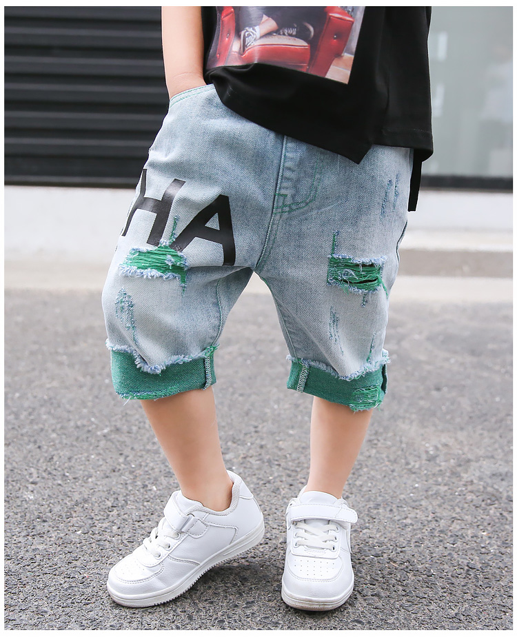 Con trai cắt quần mùa hè mỏng phần trẻ em quần short nước ngoài lỗ bé quần jeans mùa hè quần trẻ em quần thủy triều - Quần shop quần áo trẻ em
