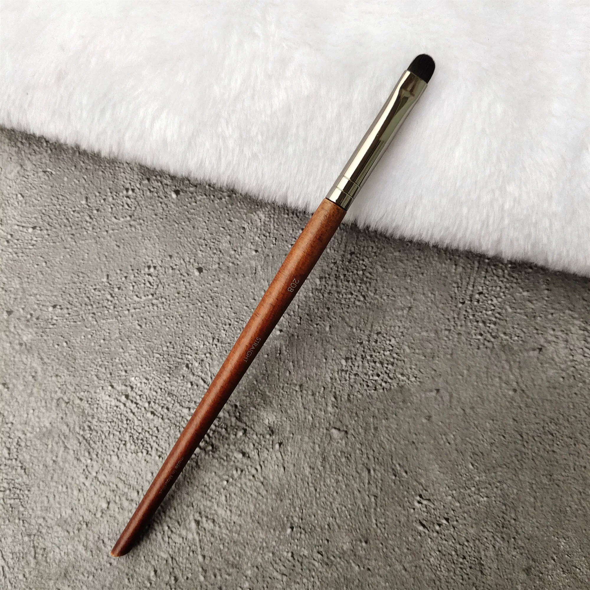 Concealer brush for contouring, eye pencil