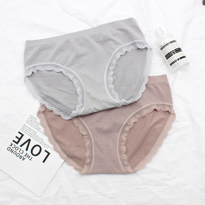 Summer ultra-thin seamless panties women's mid-low waist modal breathable cotton crotch lace edge Japanese girls panties head