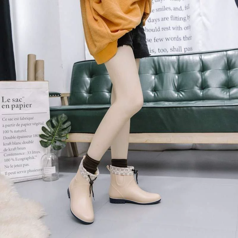 Thời trang Hàn Quốc giày đi mưa cổ thấp không trơn trượt giày đi mưa đế dày đế dày overshoes giày cao su pha lê trong suốt phụ nữ - Rainshoes