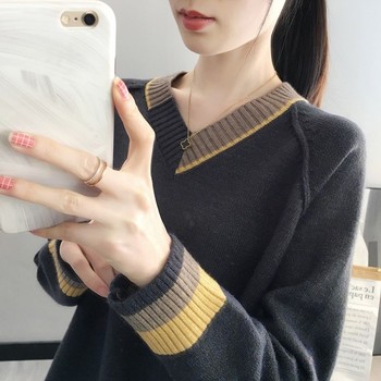 Loose slimming v-neck sweater 2025 autumn and winter new korean style sweater women's outer wear pullover knitted bottoming top for women