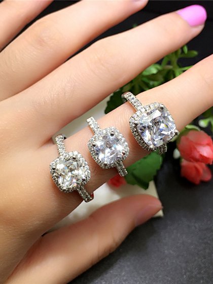 PT950铂金进口D色莫桑公主肥方戒指AU750群镶钻戒可过笔婚戒女