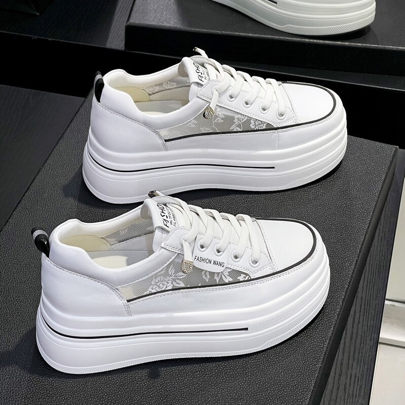 Fashionable New Super Popular Thick-Soled 7cm White Shoes for Women with Hidden Height Increase 2026 Spring Casual Shoes for Women