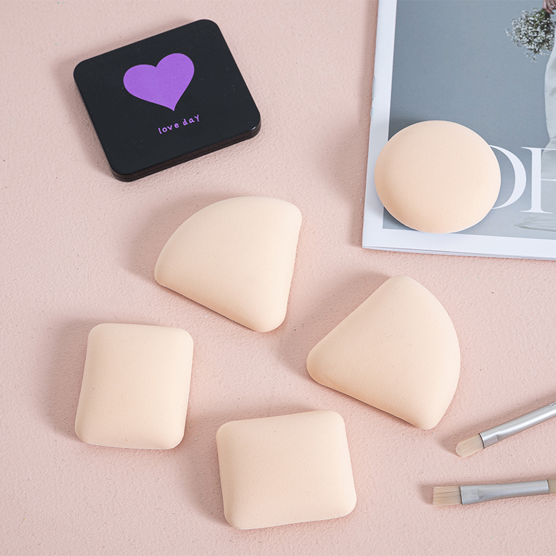 Cotton candy gasket powder powder dry and wet dual-use powder fluid special triangle sponge beauty egg do not eat powder suit