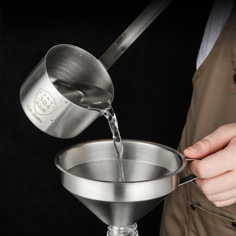 Hanging tip beat wine spoon 304 stainless steel funnel size number caliber household filter to wine hanger