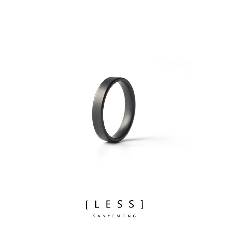 Yamanwang trend original frosted ceramics minimalist personality fog black non-fading Wild Wild base ring male tide