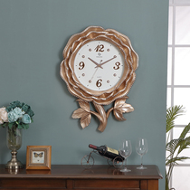 Wall clock living room home personality creative quartz atmospheric clock art fashion decoration mute American light luxury clock
