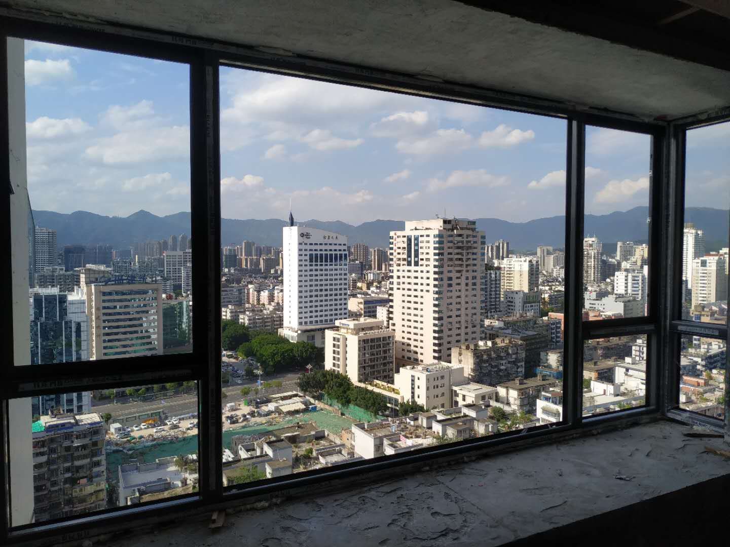 Qibang doors and windows Mu Shang System Broken bridge aluminum alloy window soundproof package Balcony optional internal and external two-color opening mode