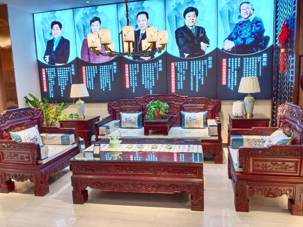 Broadleaf yellow sandalwood (Dalbergialatifolia Roxb) Han palace Chunxiao seven sets of sofas