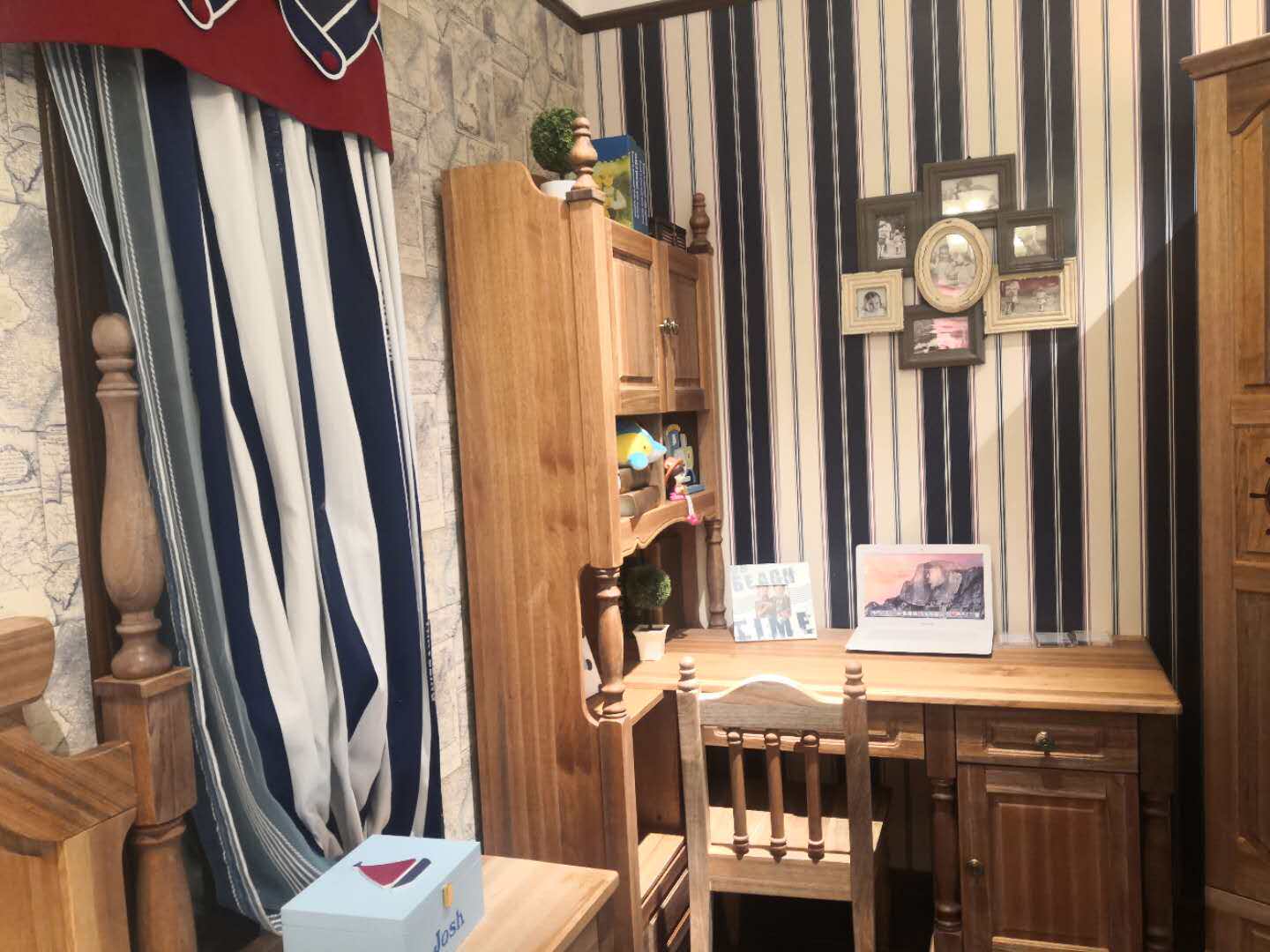 Barbiter No Paint Sandalwood Corner Desk Bookcase Bookcase Bookcase for students Children's desk study desk