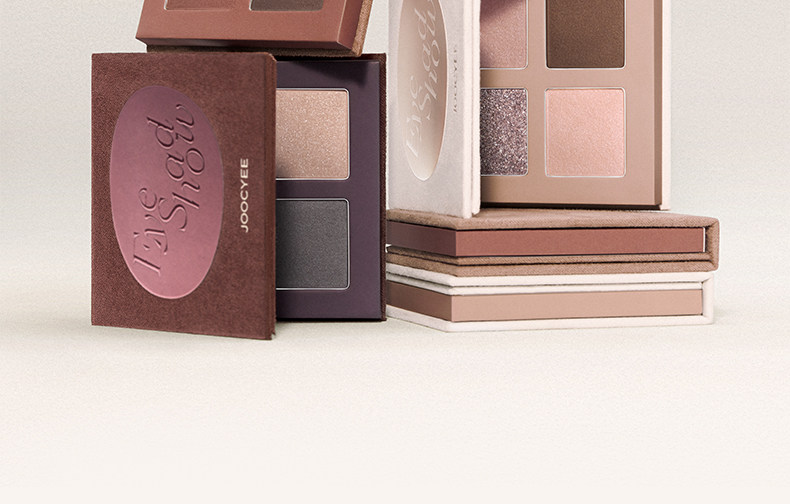 Fard à paupières quatre couleurs 03 Dusty Rose 4,3g — Hautement pigmenté et longue tenue, soyeux et sans retombées