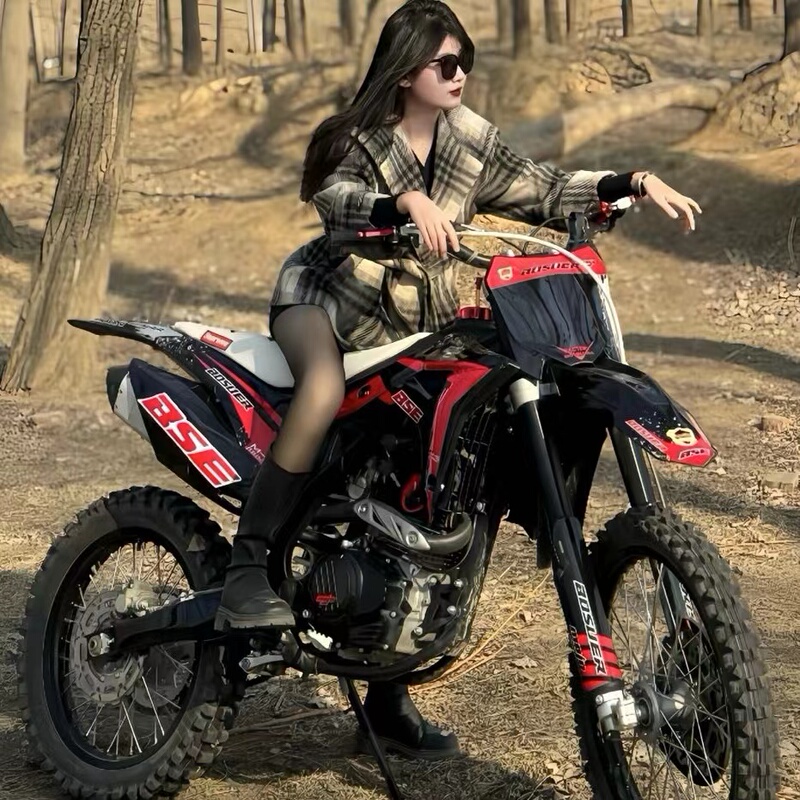 Brand New High-Performance Off-Road Motorcycle Bosuer M5 Mountain Trail Off-Road Motorcycle Magician 250 Brand New High-Performance Off-Road Motorcycle Bosuer M5 Mountain Trail Off-Road Motorcycle Magician 250
