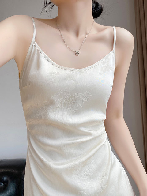 Lingze Xi's Elegant New Chinese Style Versatile Printed Waist-Cinching Off-White Spaghetti Strap Dress for Women in Summer
