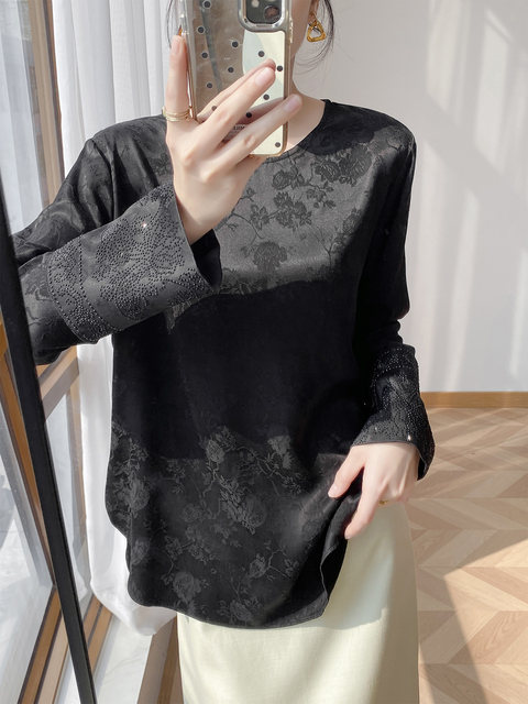 New Chinese Style Light Luxury Off-White Top for Women, Autumn and Winter, Copper Ammonia Silk, Loose Fit, Slimming, Rhinestone Pullover Shirt