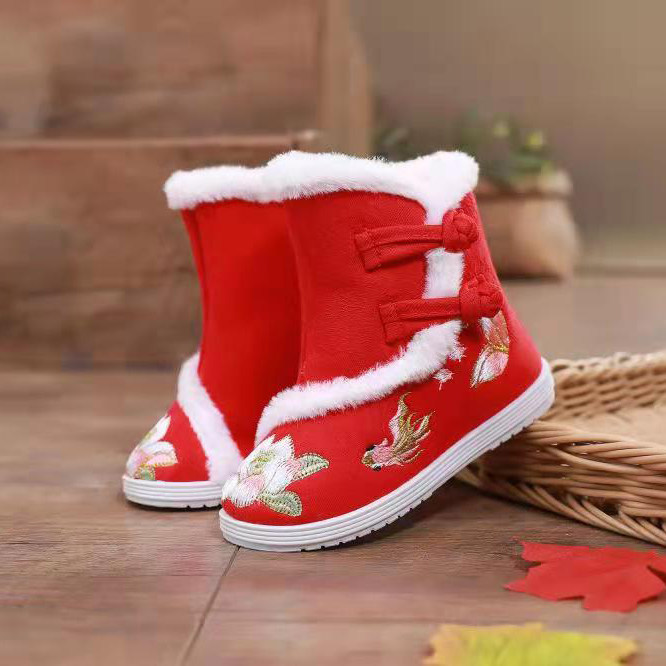 Special for children embroidered with flower boots
