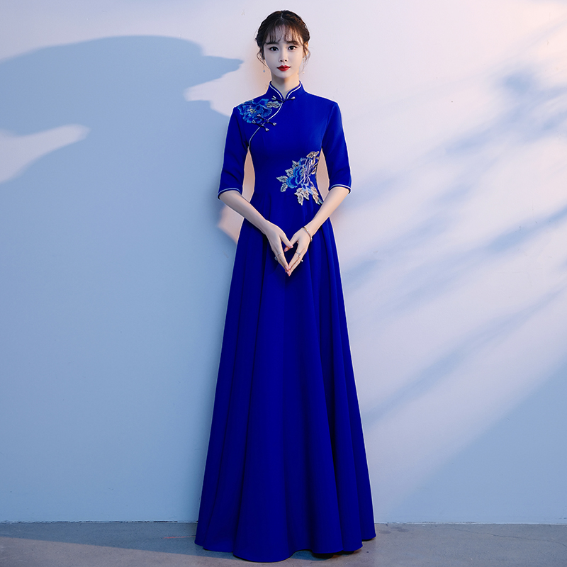 Evening dress, suit, long skirt for elementary school students, clothing, Chinese style Evening dress, suit, long skirt for elementary school students, clothing, Chinese style