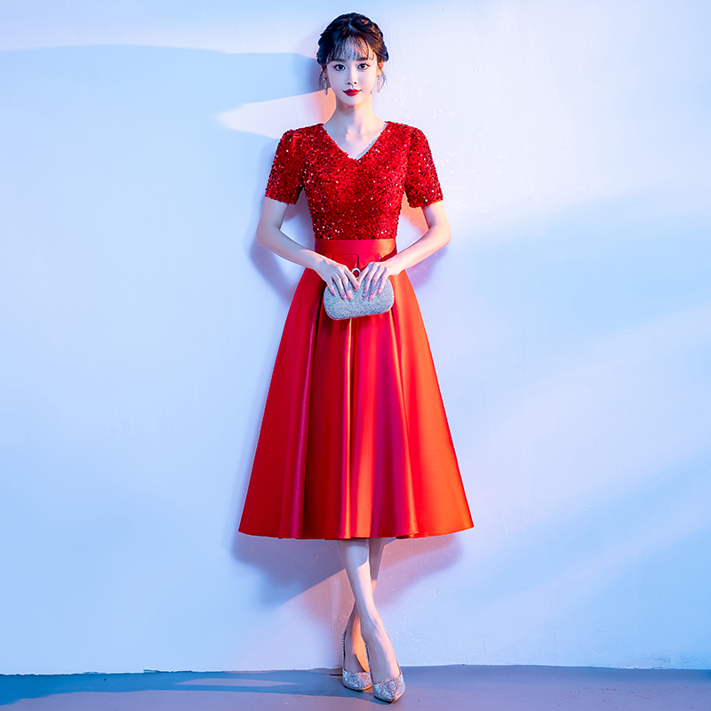  3XL+Red, V-neckline  