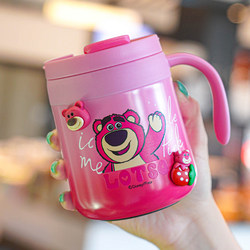 Strawberry Bear Thermos Cup ຈອກ້ໍານົມຂອງເດັກນ້ອຍເຮືອນ Anti-fall Stainless Steel ໂຮງຮຽນອະນຸບານເດັກນ້ອຍນ້ໍາຈອກອາຍຸຫຼາຍກວ່າຫນຶ່ງປີ