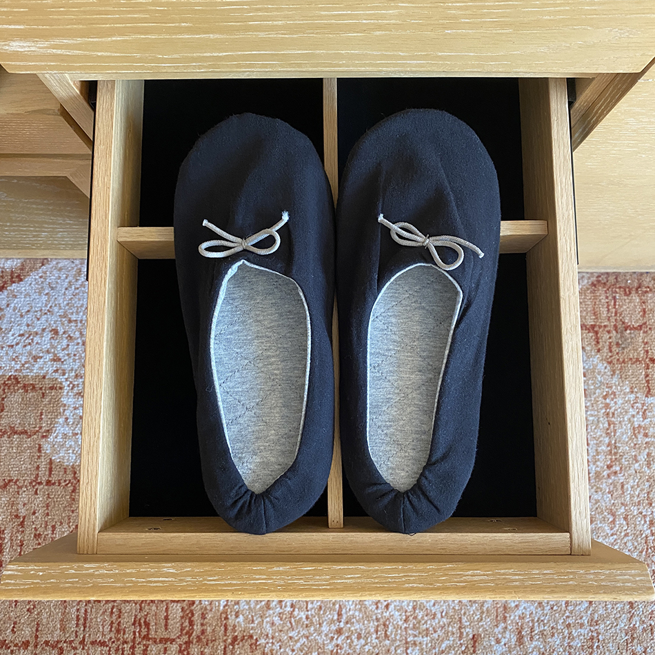Ultra-soft-day-style unimprinted wind cotton fabric home floor shoes Yueko shoes