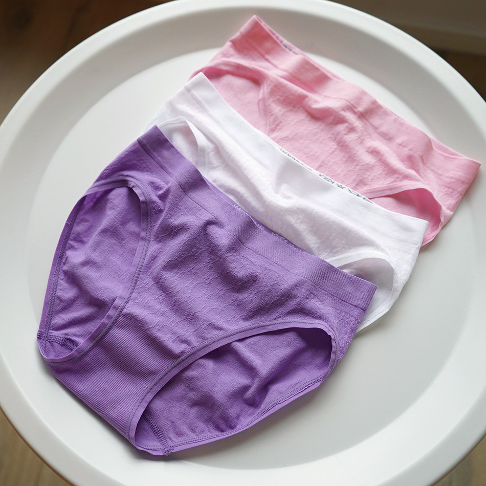 Light-fit comfortable elastic small inner pure color underpants