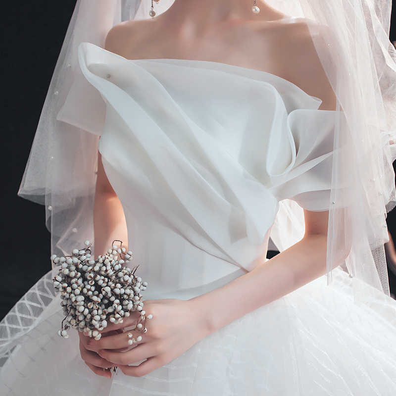 Summer advanced wedding dress for bride, french style, high-end, open shoulders Summer advanced wedding dress for bride, french style, high-end, open shoulders
