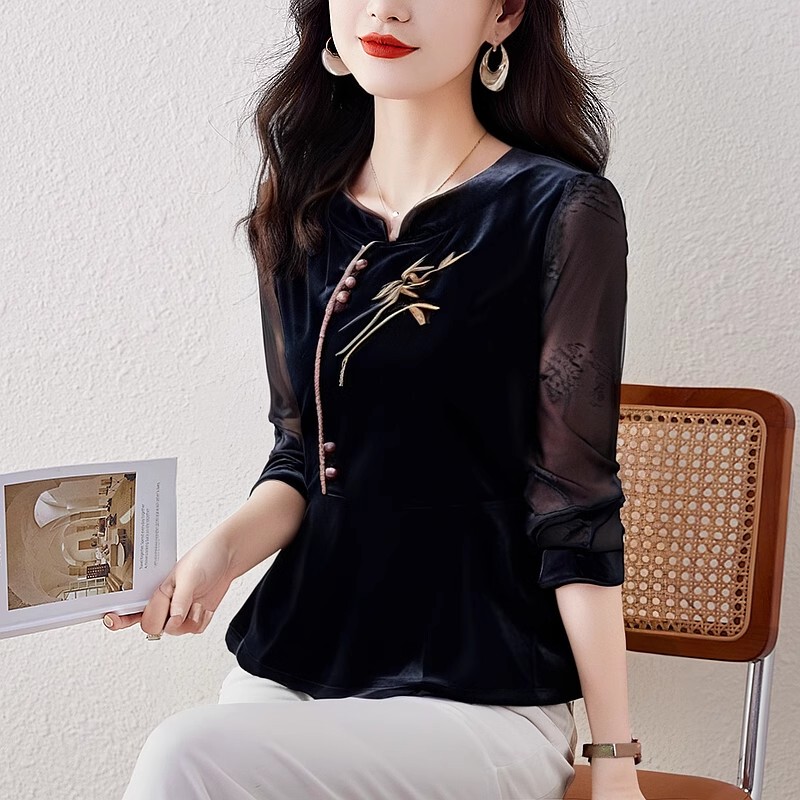 Velvet Top New High-End Women's 2024 Early Autumn New Chinese Style Shirt Gold Velvet Noble and Stylish Mother's Shirt