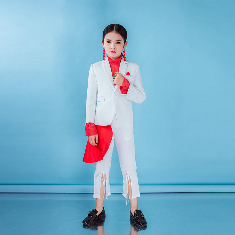 Xuanli white children's suit suit girl model catwalk catwalk personality host stage competition costume tide