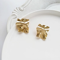 Пара серег с геометрическими иглами из серебра S925.