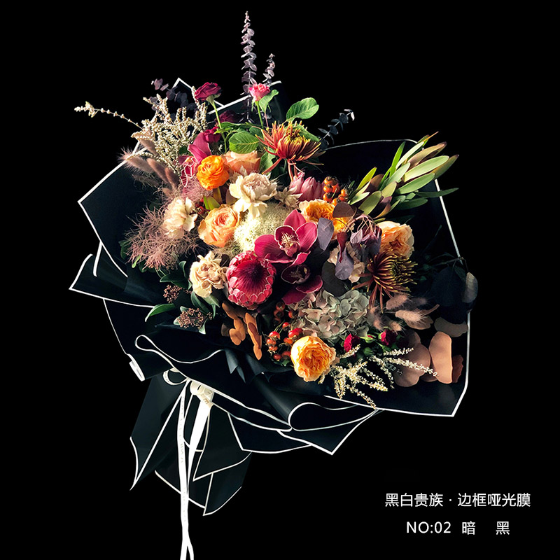 Black and white aristocratic border matte film rose bouquet of flowers wrapping paper Han Sui paper Waterproof wrap paper flower shop materials