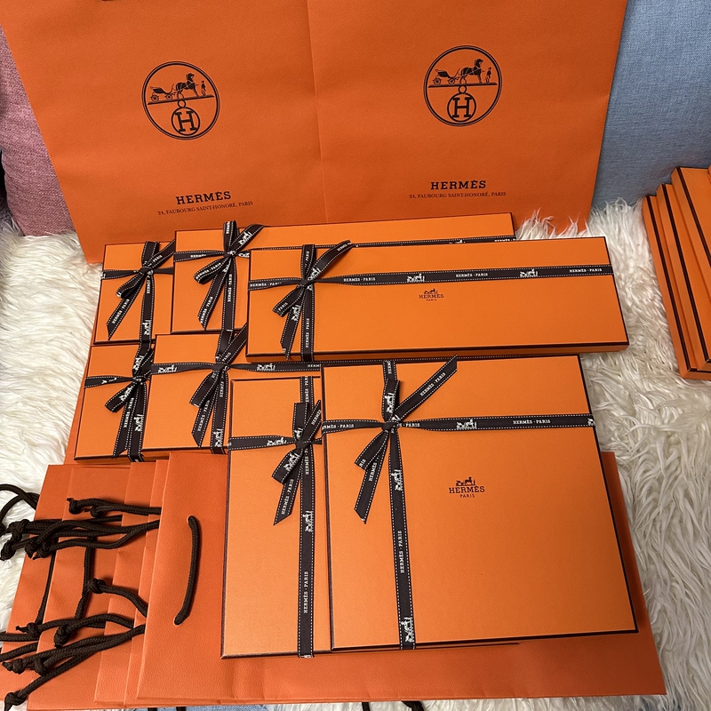 Authentic H Brand Orange Earthy Fragrance Handbag Nile River Packaging Gift Bag Hermès Lipstick Belt Bag