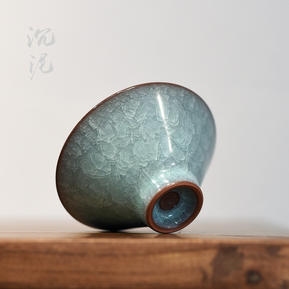 Sinking mud celadon Zhou Xiaojun handmade ice crack Douli cup Longquan Ge kiln master cup single cup kunfu tea cup