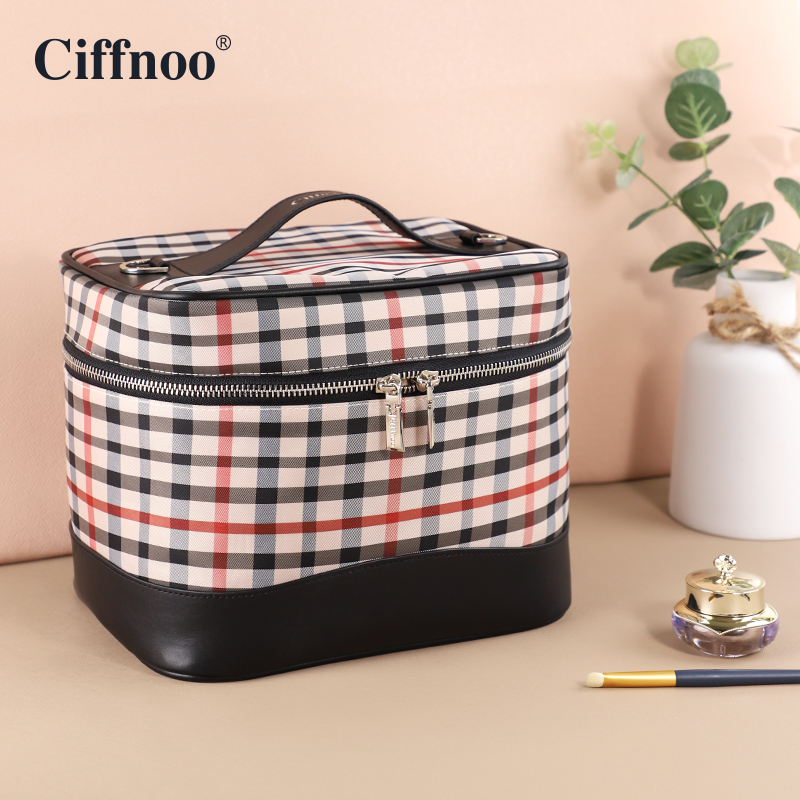Makeup bag large capacity can be put water milk portable carry-on cosmetics storage box makeup box women's skin care products storage bag