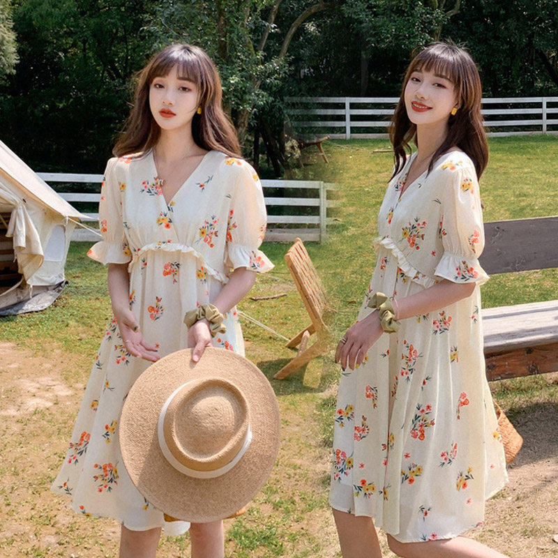 Pregnant Woman Summer Dress Ocean Dress Summer Fairy Super Fairy Over Knee Long Skirt Tidal Moms Net Red V Collar Display Slim Snowspinning Summer Dress